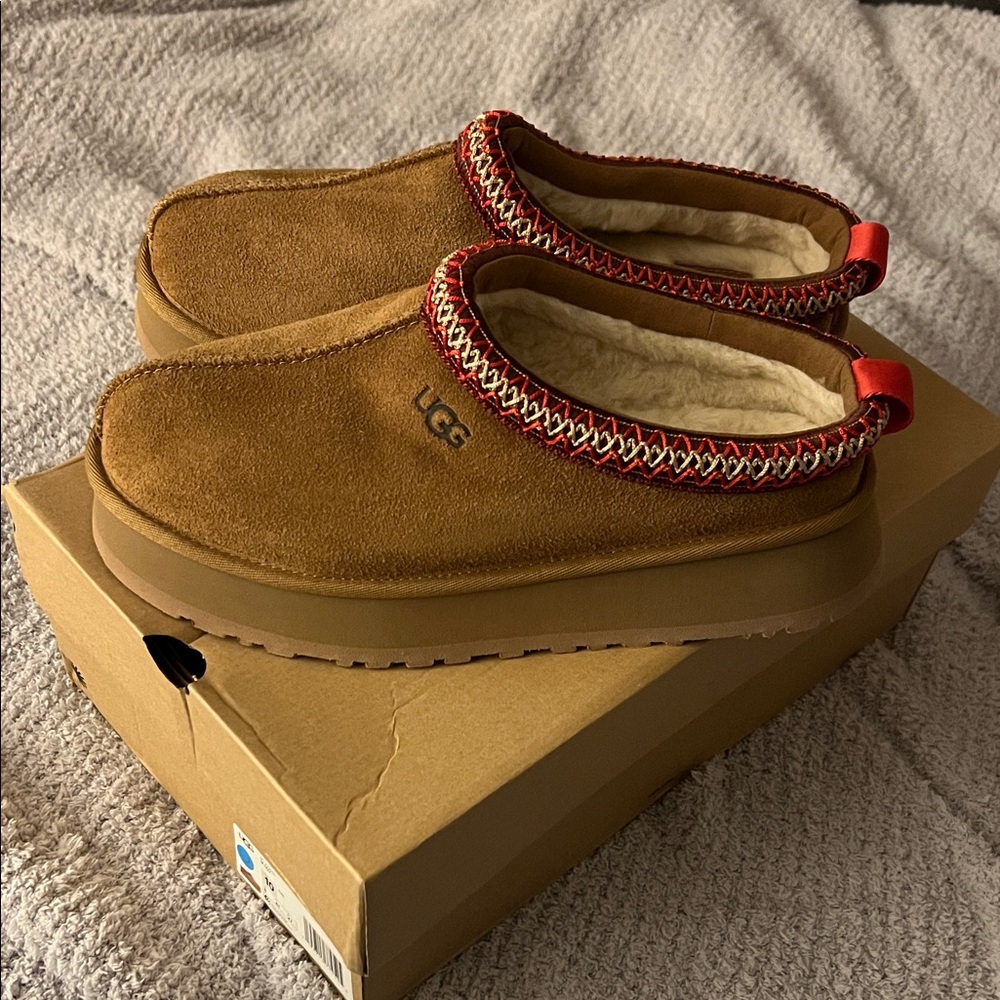 UGG Tazz II Platform Women’s Slipper